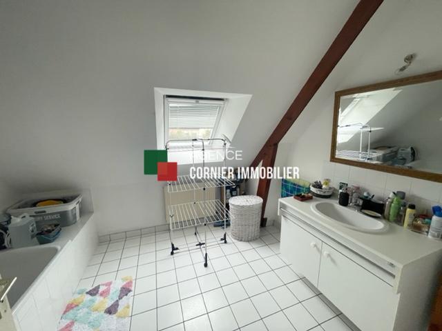 Pavillon - 121 m² - 6 pièces