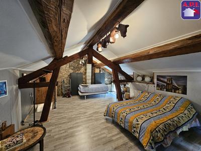 Maison - 87 m² - 4 pièces