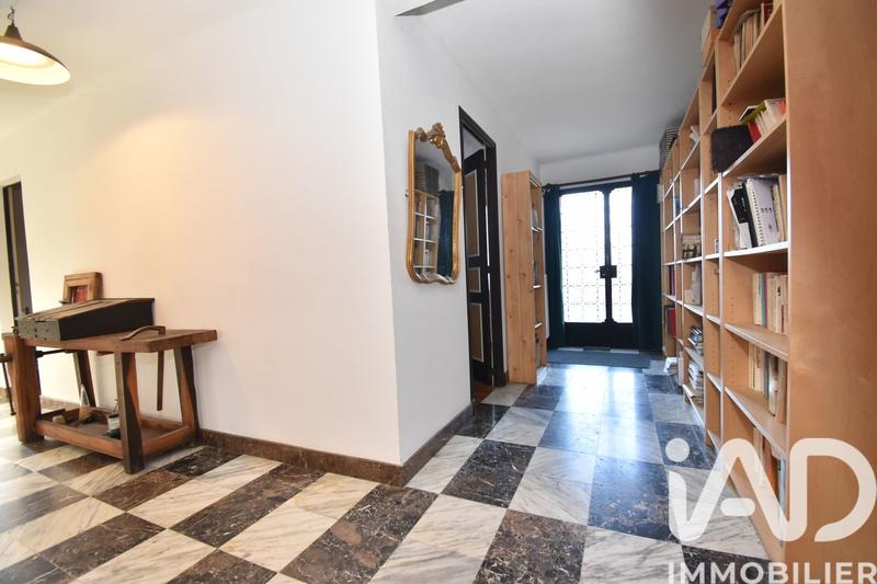 Maison - 195 m² - 10 pièces