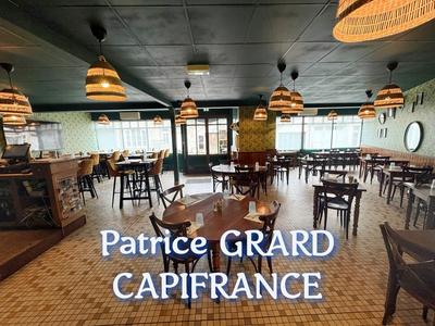 Local commercial - 159 m² - 4 pièces