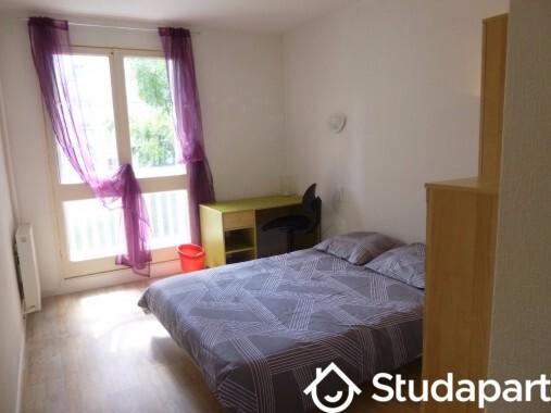 Chambre - 12 m² - 1 pièce