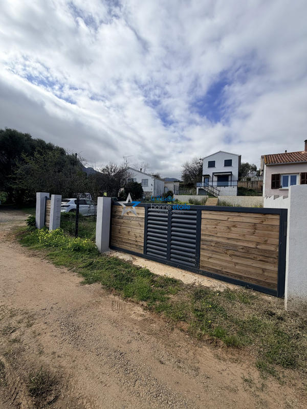 Maison contemporaine - 95 m² - 4 pièces