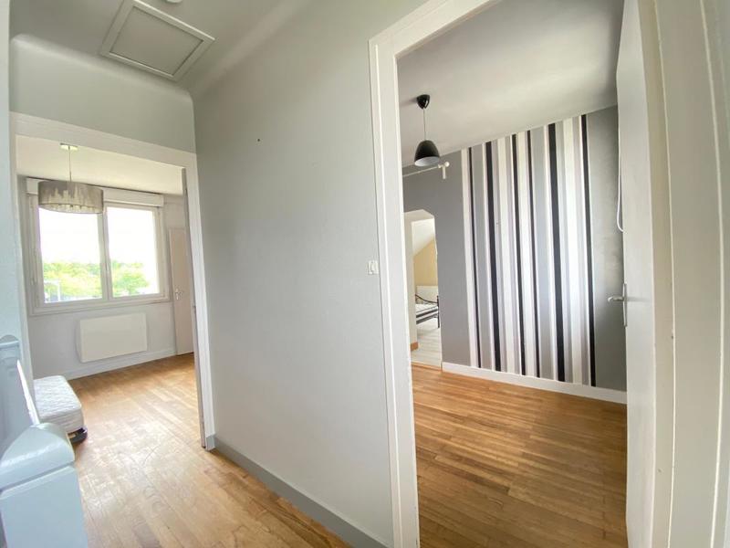 Maison - 104 m² - 4 pièces