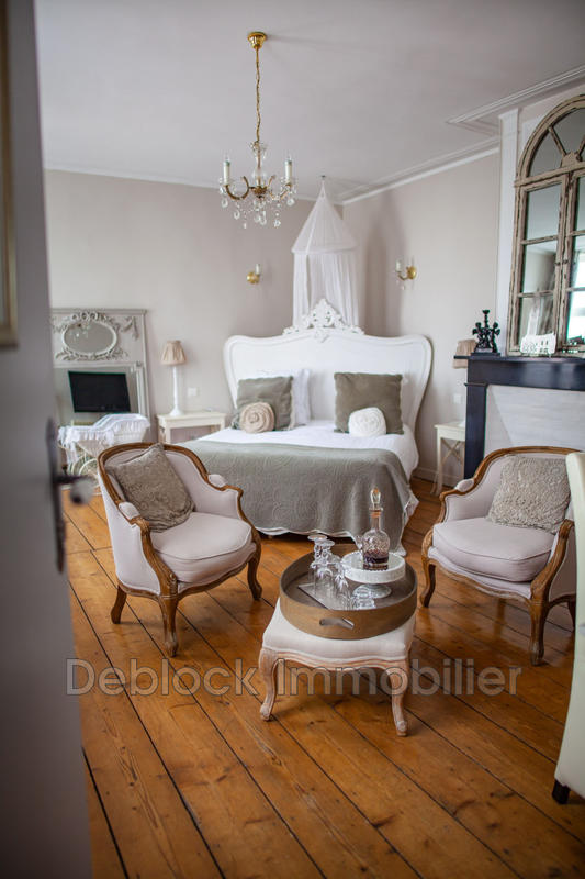 Appartement - 15 pièces