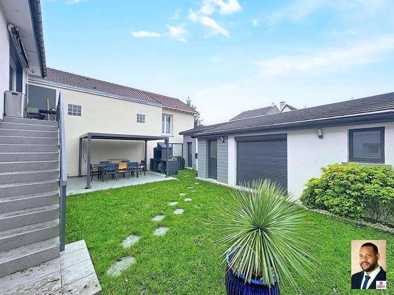 Maison - 146 m² - 6 pièces