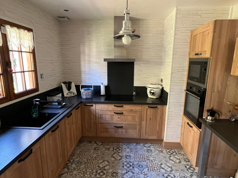 Maison - 90 m² - 5 pièces