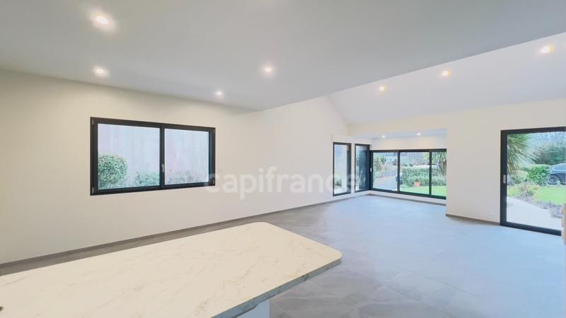 Maison - 122 m² - 5 pièces