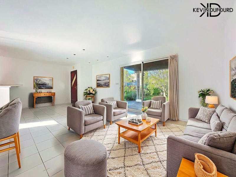 Maison - 90 m² - 5 pièces