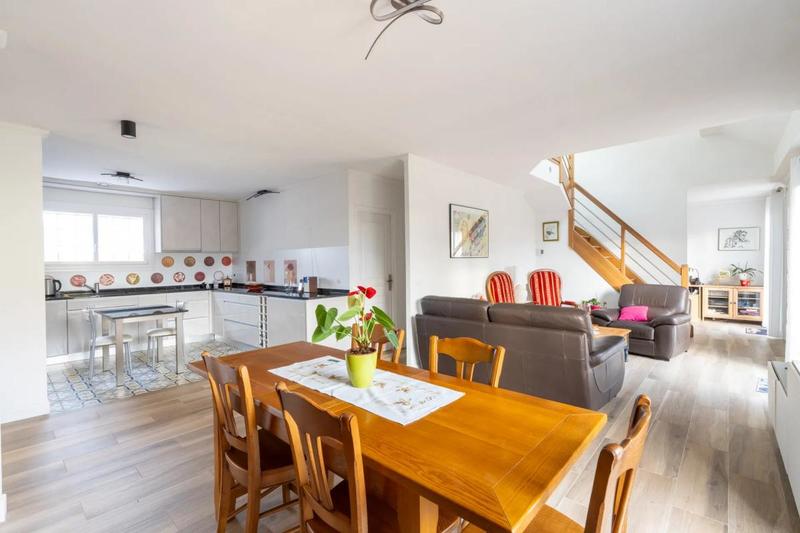 Maison - 120 m² - 5 pièces