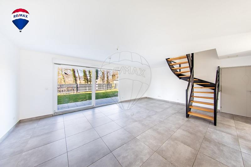 Maison - 107 m² - 5 pièces