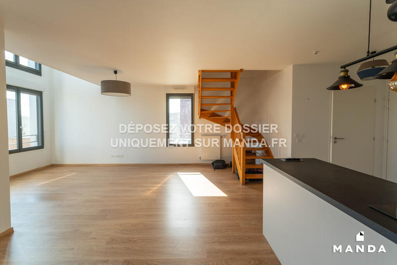 Appartement - 90 m² - 4 pièces