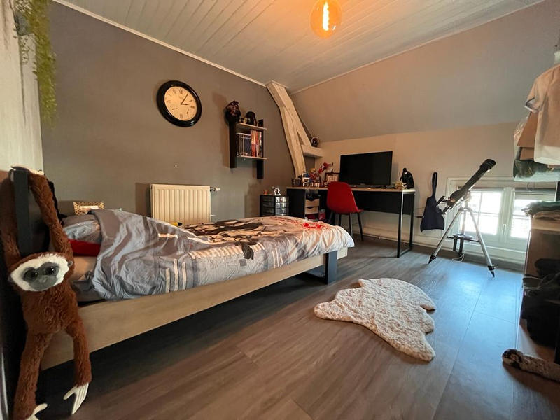 Maison - 182 m² - 7 pièces