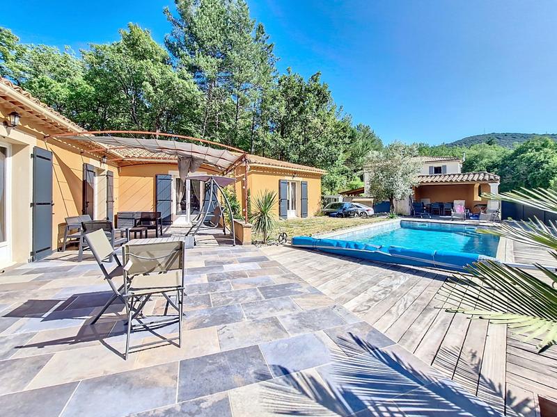 Villa - 138 m² - 4 pièces