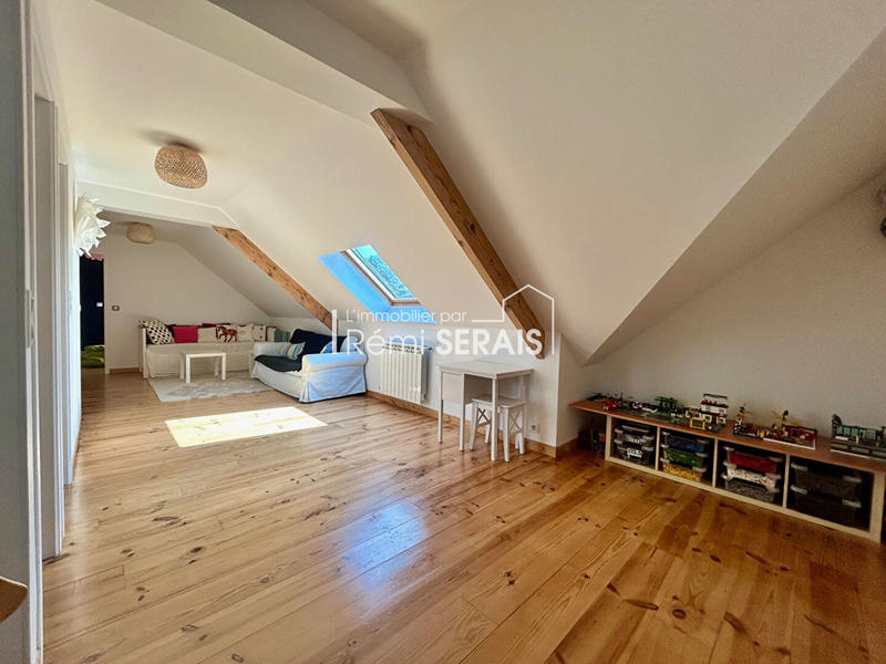 Maison - 186 m² - 6 pièces