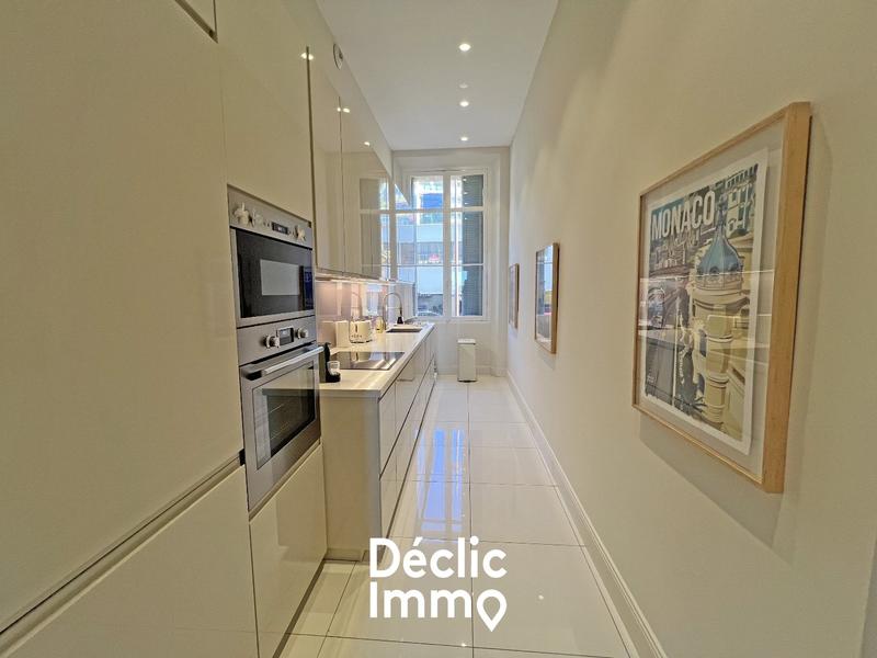 Appartement - 107 m² - 3 pièces