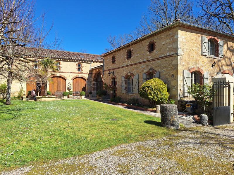 Manoir - 715 m² - 23 pièces