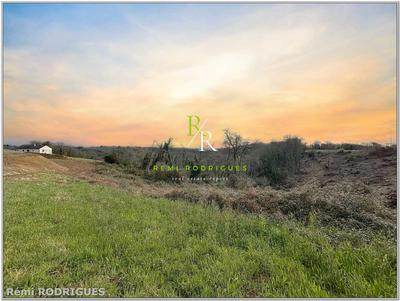 Terrain constructible - 1 512 m²