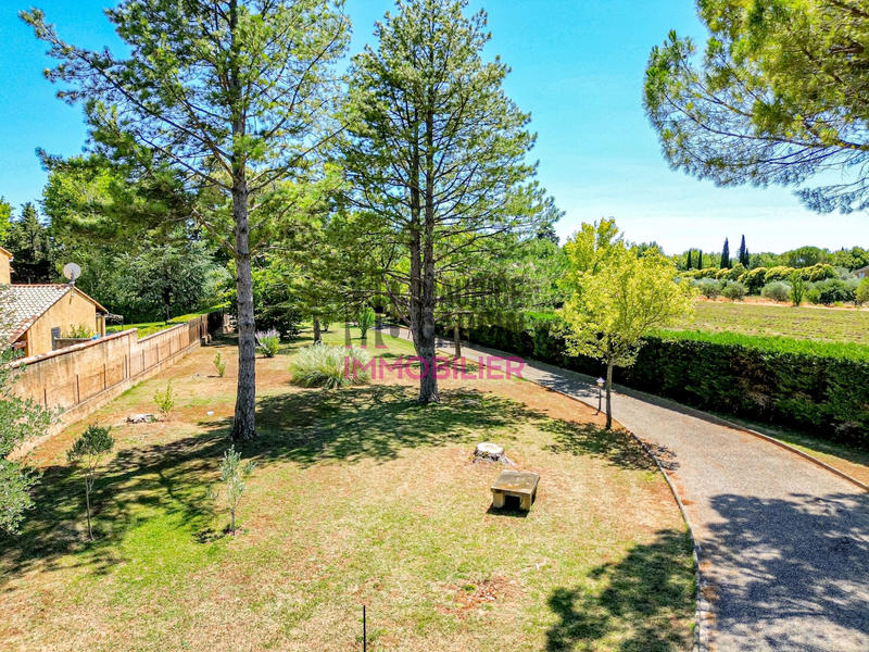 Maison - 211 m² - 6 pièces