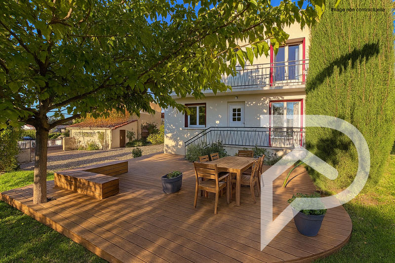 Maison - 99 m² - 4 pièces