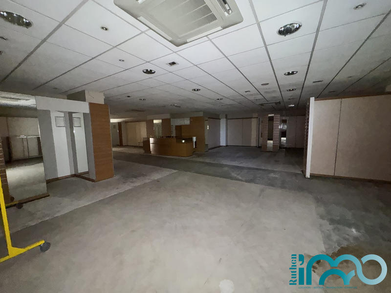 Local commercial - 600 m²