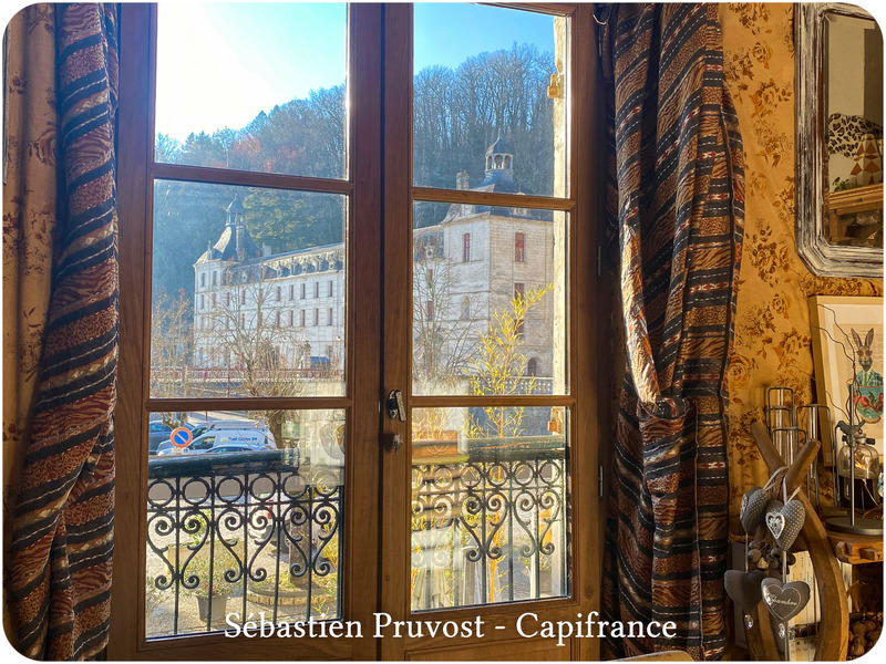 Maison en pierre - 400 m² - 8 pièces