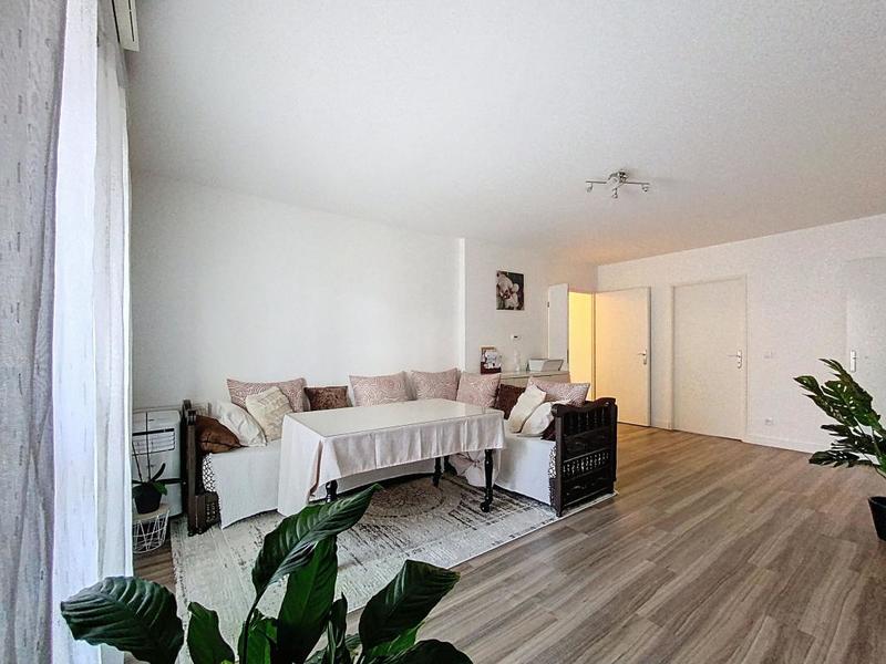 Appartement - 83 m² - 4 pièces