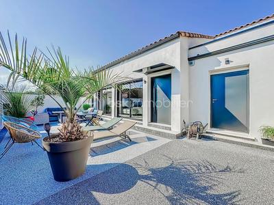 Villa - 190 m² - 7 pièces