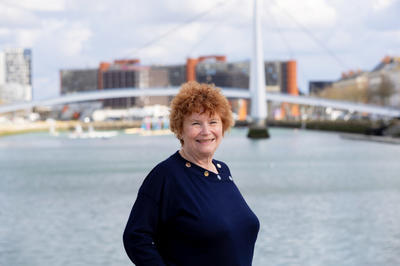 Rencontre avec Nadine Mousselet, échanges suivis d'une séance de dédicaces