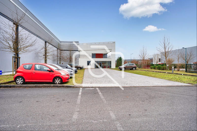 Entrepôt - 9 199 m²