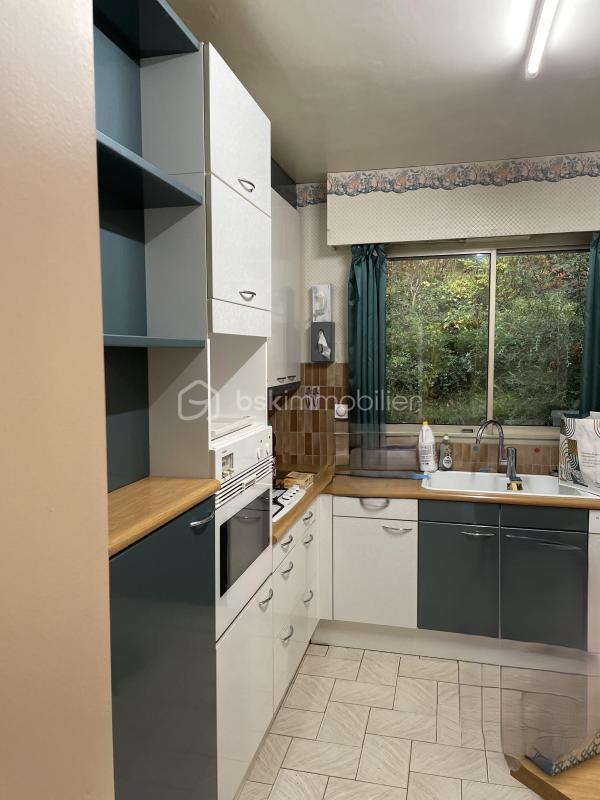 Demeure - 375 m² - 9 pièces