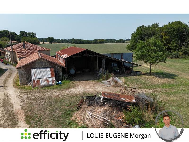 Corps de ferme - 811 m² - 4 pièces