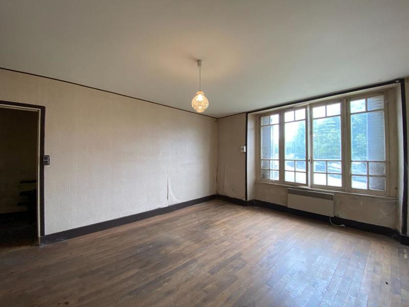 Maison - 270 m² - 15 pièces