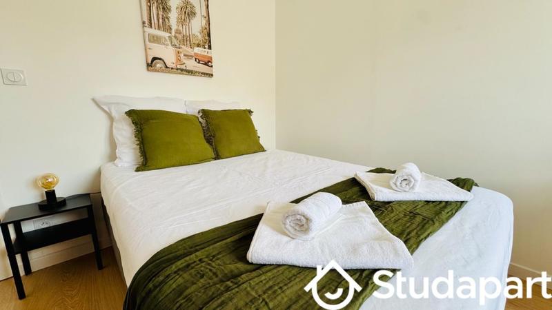 Chambre - 10 m² - 1 pièce