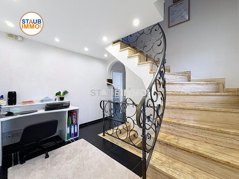 Maison - 170 m² - 7 pièces