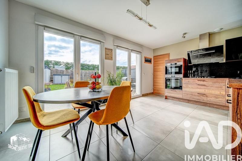 Maison - 88 m² - 4 pièces
