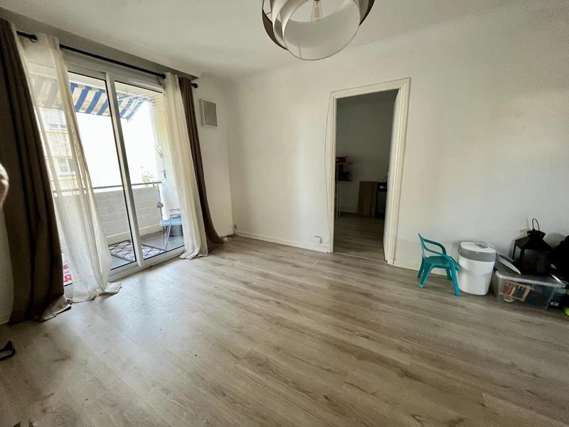 Appartement - 64 m² - 4 pièces