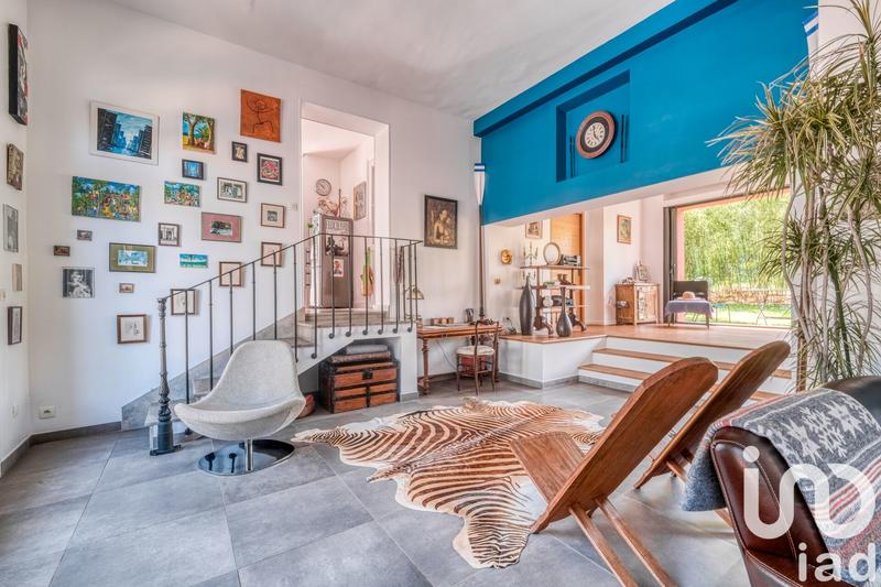 Maison - 177 m² - 7 pièces