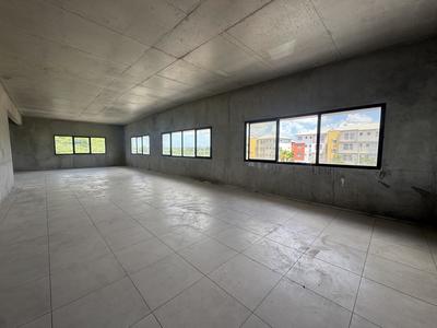 Local commercial - 205 m²