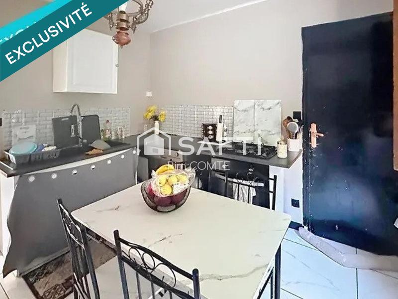 Maison - 90 m² - 5 pièces