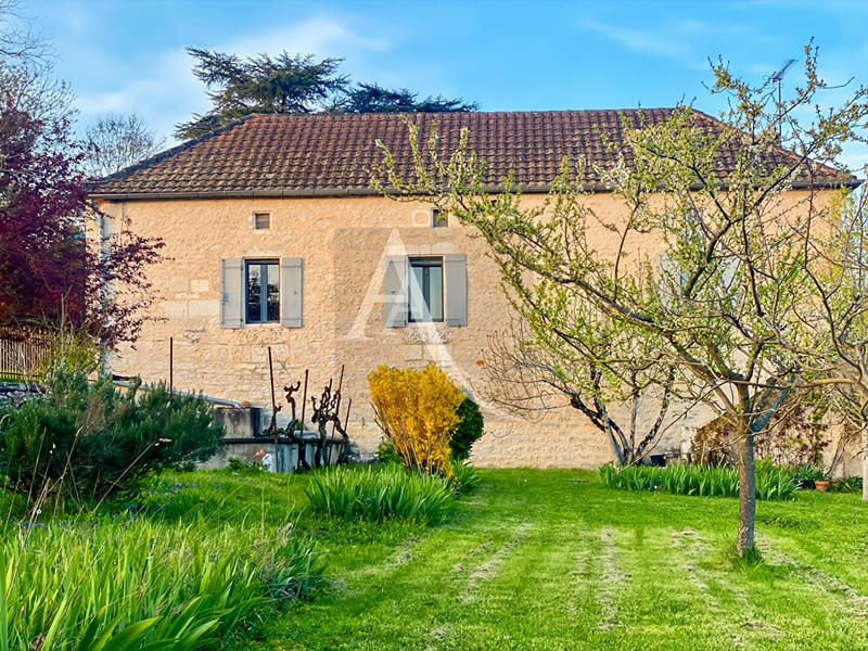 Maison - 178 m² - 7 pièces