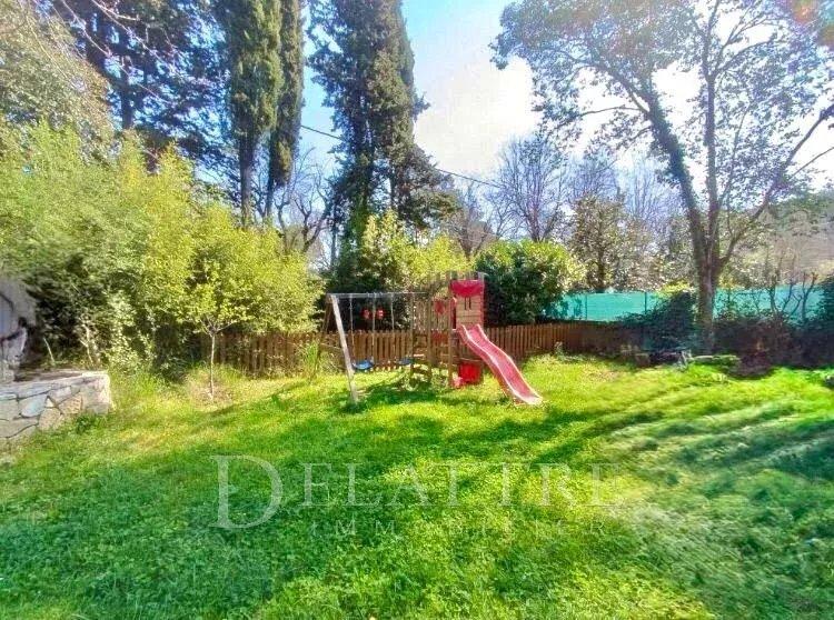 Villa - 90 m² - 4 pièces