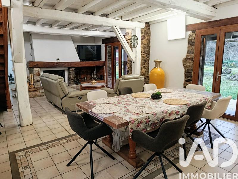 Maison - 154 m² - 7 pièces