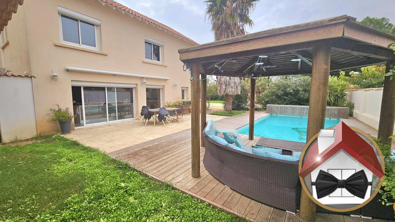 Maison - 206 m² - 5 pièces