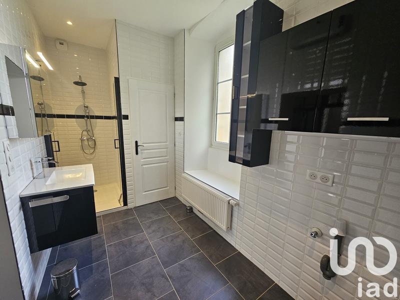 Maison - 213 m² - 6 pièces