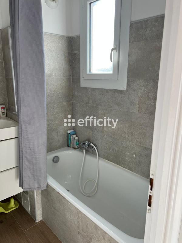 Maison - 60 m² - 4 pièces