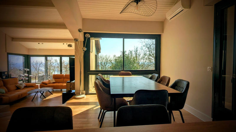 Maison - 142 m² - 5 pièces