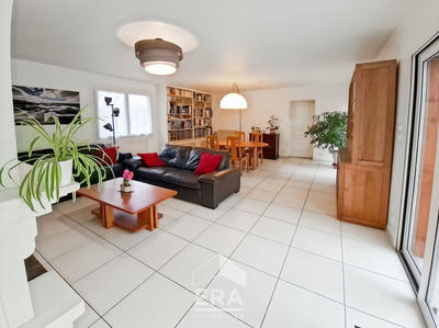 Maison - 170 m² - 7 pièces