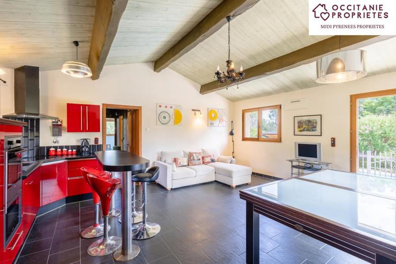 Demeure - 304 m² - 10 pièces