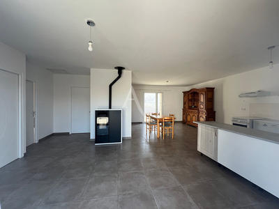 Maison - 84 m² - 3 pièces