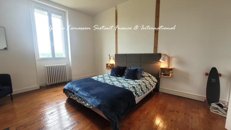 Maison - 400 m² - 11 pièces